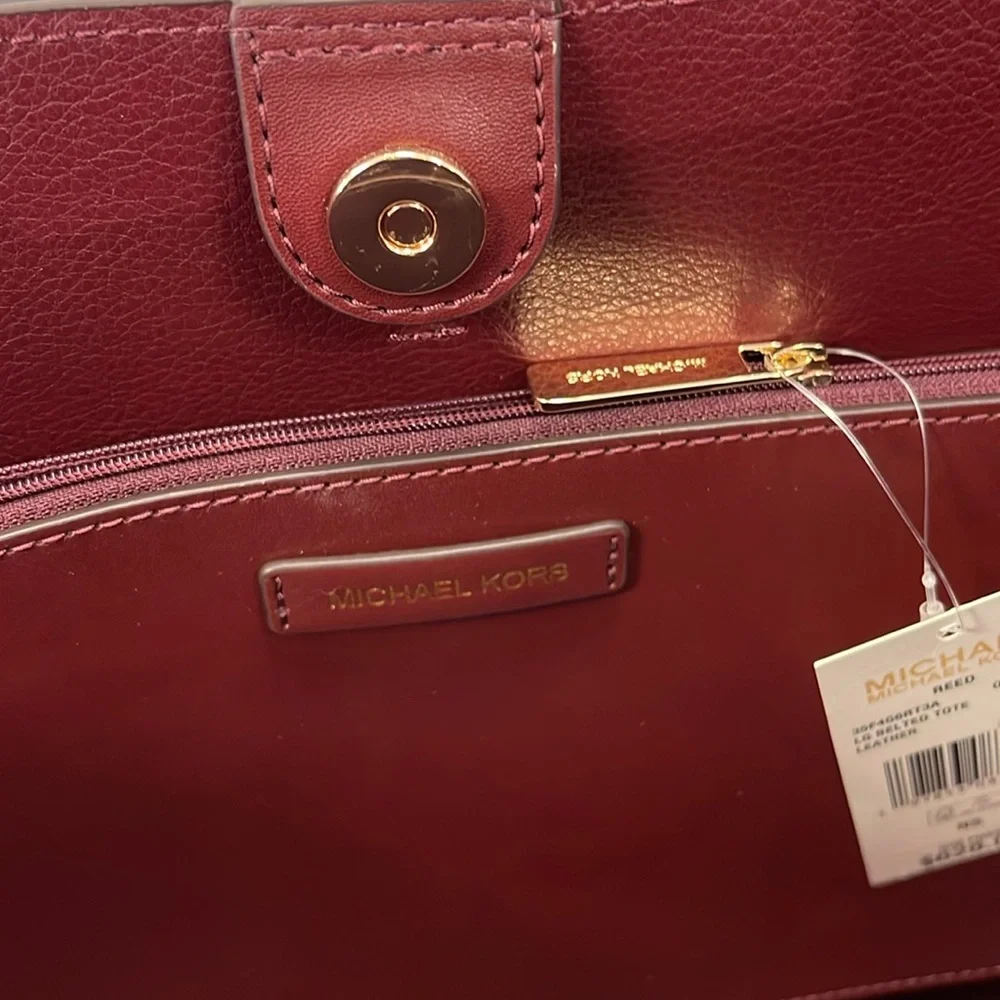 MICHAEL KORS
Reed Lg Leather Belted Satchel Shoulder Handbag 
Oxblood Crocodile - Picture 13 of 16